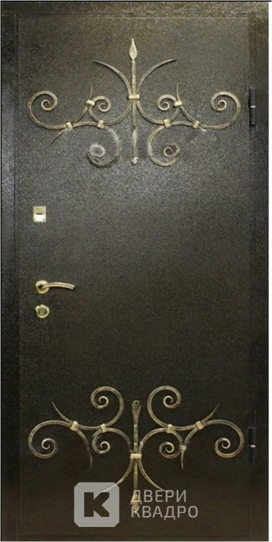 Входная дверь в коттедж с ковкой ДКМ-019 Входная дверь в коттедж с ковкой ДКМ-019