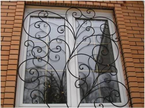 Сварная решетка на окна для дома МР-004 Сварная решетка на окна для дома МР-004