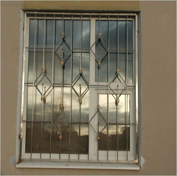 Решетка на окна для дачи МР-011 Решетка на окна для дачи МР-011