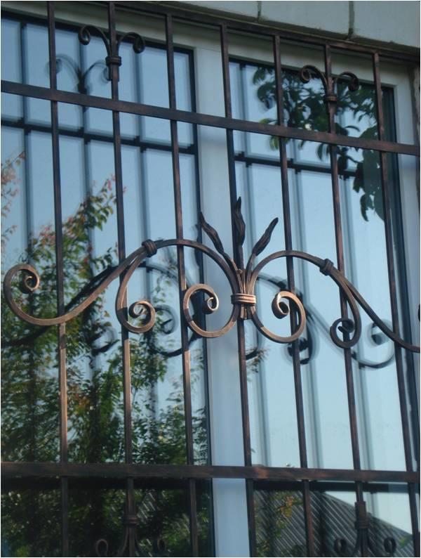 Решетка металлическая на окна МР-019 Решетка металлическая на окна МР-019