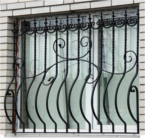 Ажурная сварная решетка на окно МР-021 Ажурная сварная решетка на окно МР-021