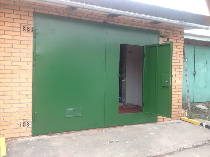 Гаражные ворота распашные металлические ГВ-004 Гаражные ворота распашные металлические ГВ-004