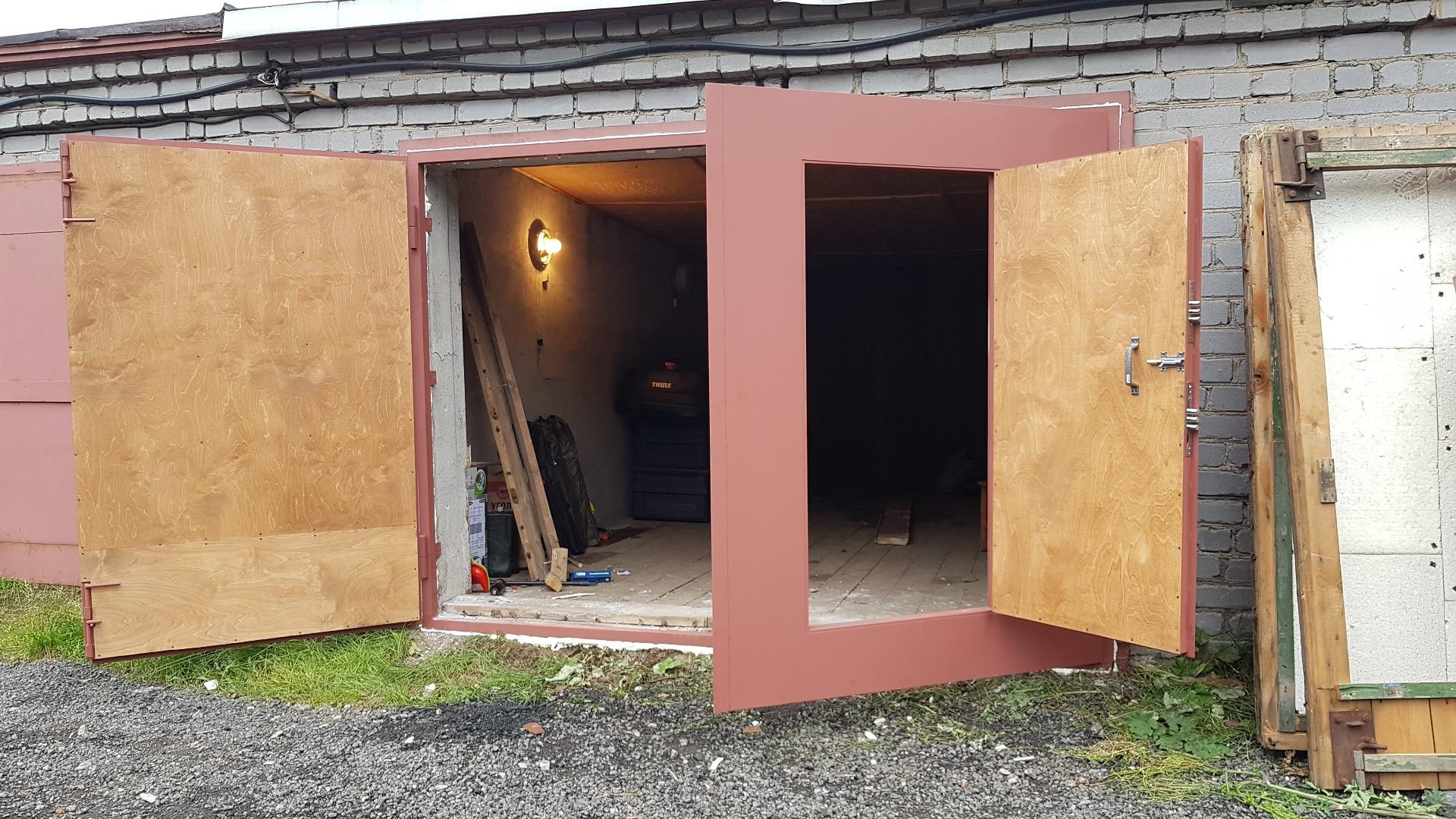 Гаражные распашные ворота ГВ-023 Гаражные распашные ворота ГВ-023