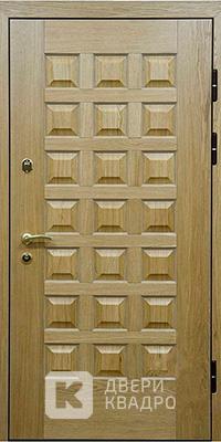 Дверь с отделкой массив М-001